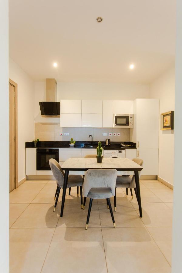 Accra Luxury Apartments @ Pine Court 外观 照片