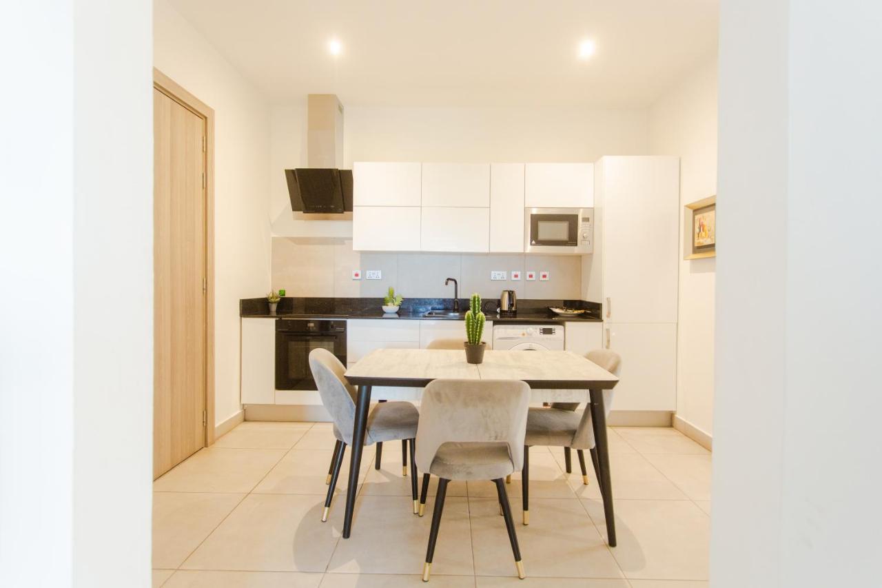 Accra Luxury Apartments @ Pine Court 外观 照片