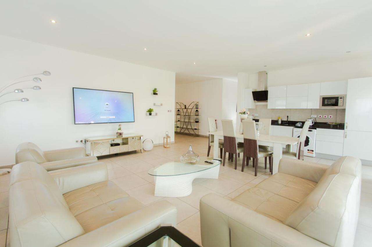 Accra Luxury Apartments @ Pine Court 外观 照片