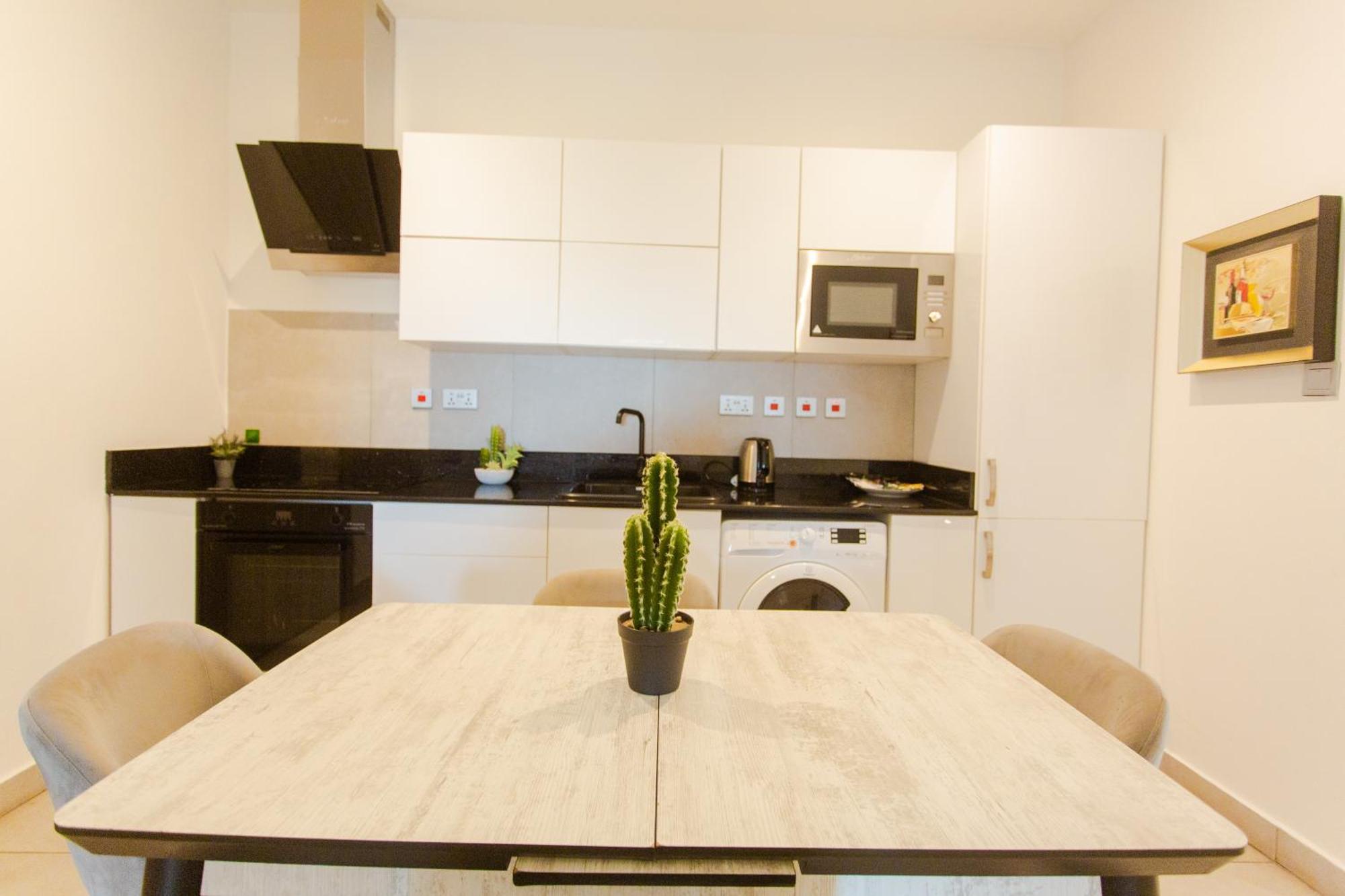 Accra Luxury Apartments @ Pine Court 外观 照片